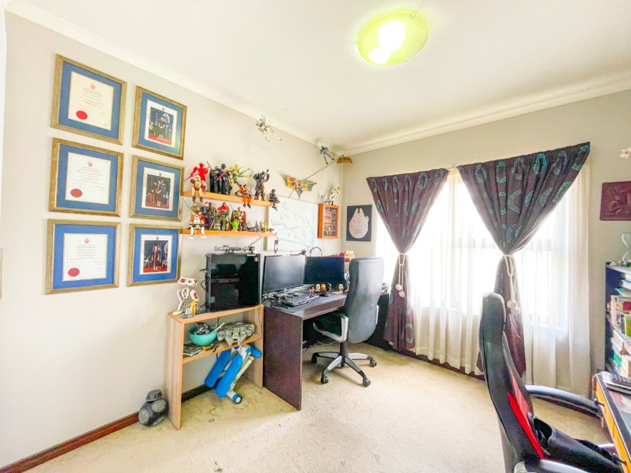 3 Bedroom Property for Sale in Carlswald Gauteng