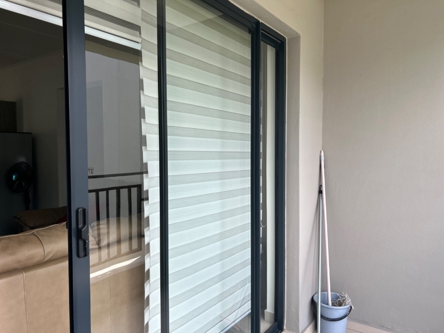 2 Bedroom Property for Sale in Erand Gardens Gauteng