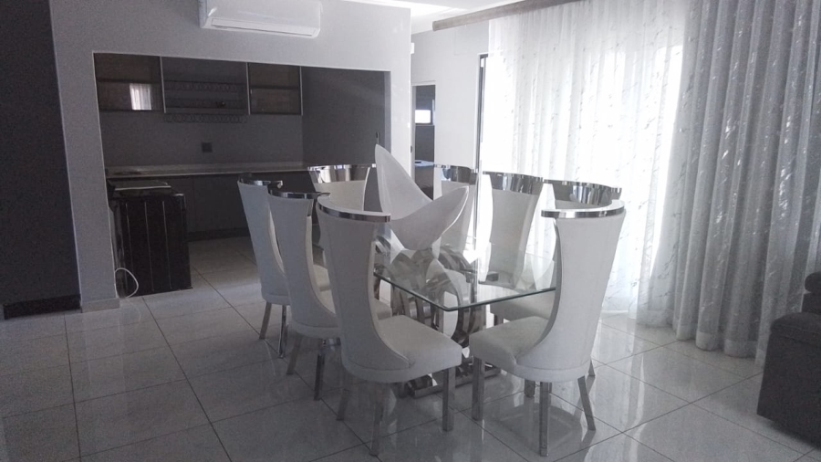 5 Bedroom Property for Sale in Six Fountains Estate Gauteng