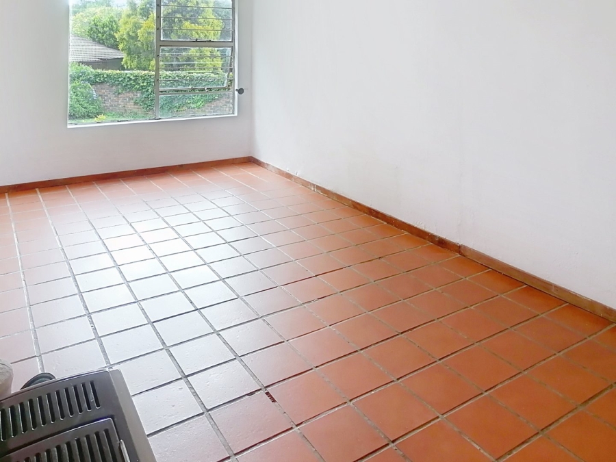 5 Bedroom Property for Sale in Northwold Gauteng