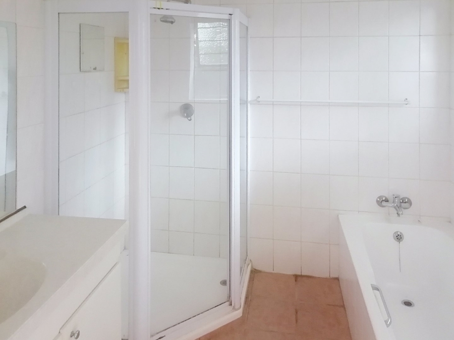 5 Bedroom Property for Sale in Northwold Gauteng