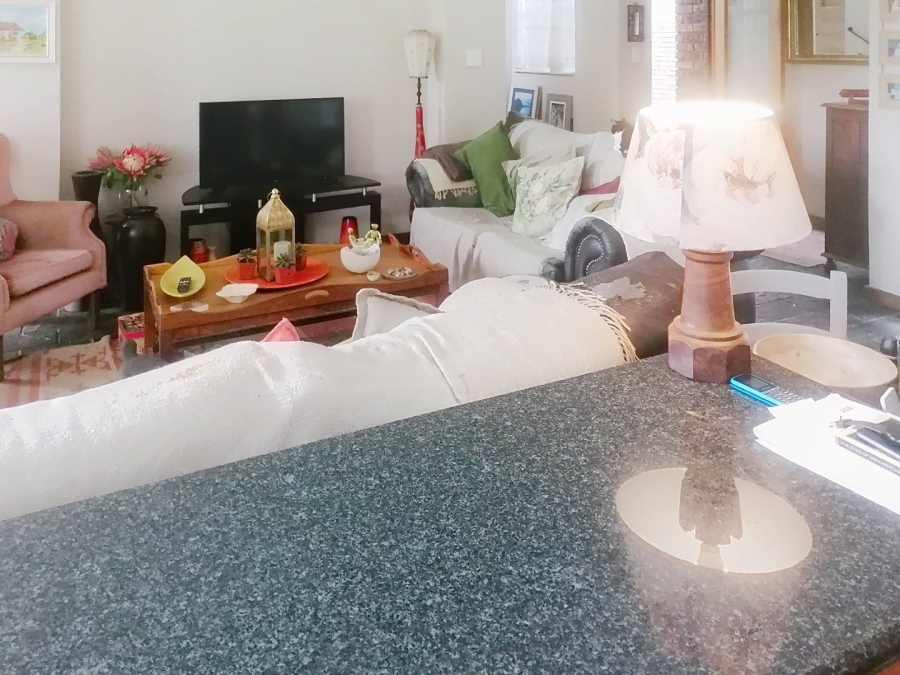 5 Bedroom Property for Sale in Northwold Gauteng