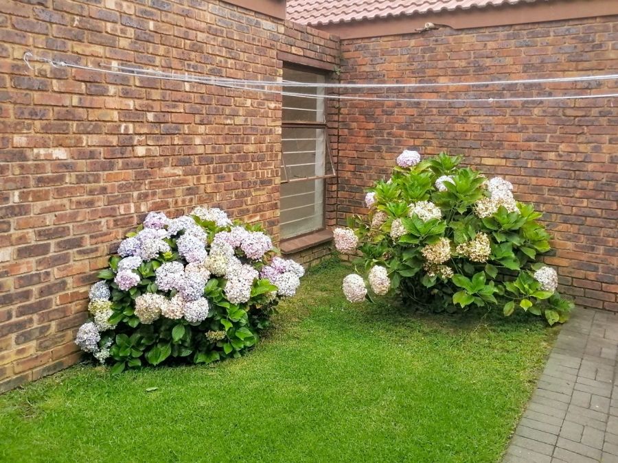 5 Bedroom Property for Sale in Northwold Gauteng