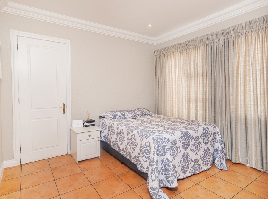 4 Bedroom Property for Sale in Blue Valley Golf Estate Gauteng
