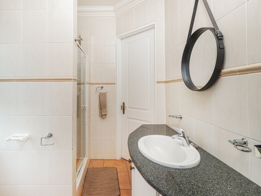 4 Bedroom Property for Sale in Blue Valley Golf Estate Gauteng