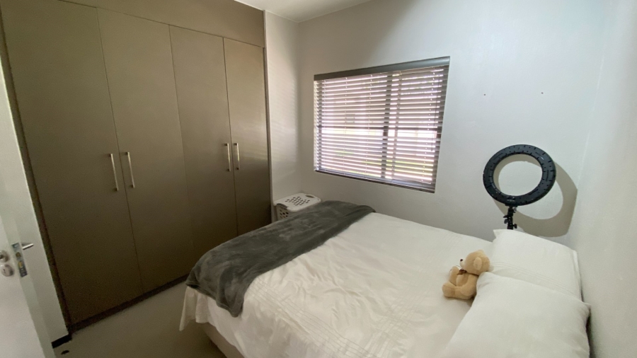 2 Bedroom Property for Sale in Broadacres Gauteng