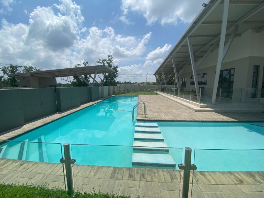 2 Bedroom Property for Sale in Broadacres Gauteng
