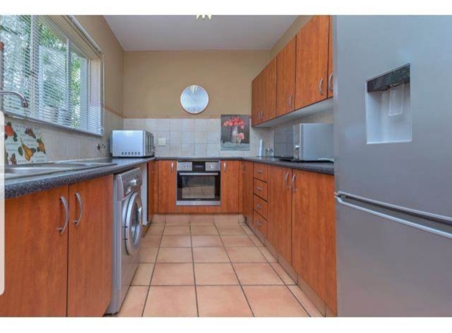 To Let 2 Bedroom Property for Rent in Noordhang Gauteng