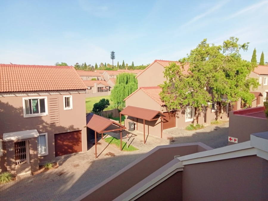 To Let 2 Bedroom Property for Rent in Halfway House Gauteng