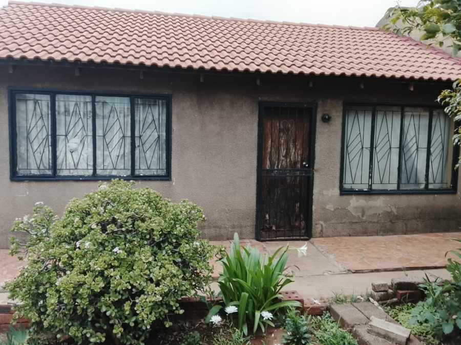 2 Bedroom Property for Sale in Vosloorus Gauteng