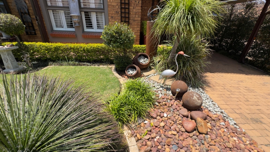 3 Bedroom Property for Sale in Montana Tuine Gauteng