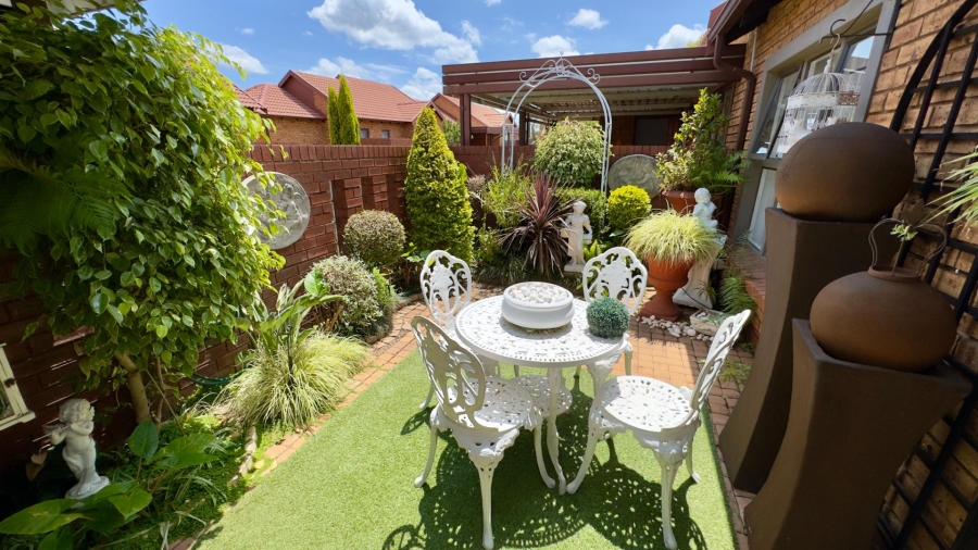 3 Bedroom Property for Sale in Montana Tuine Gauteng