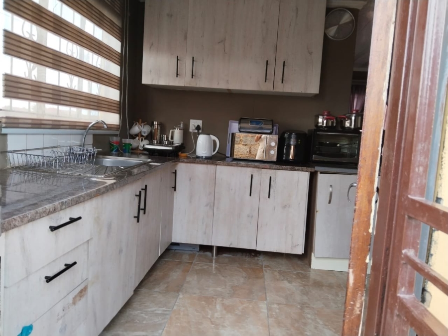 7 Bedroom Property for Sale in Vosloorus Gauteng