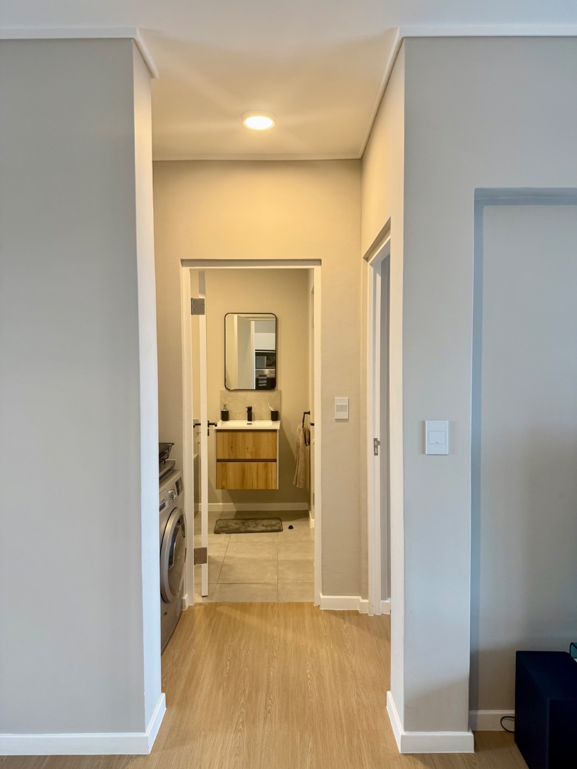 To Let 1 Bedroom Property for Rent in Bryanston Gauteng