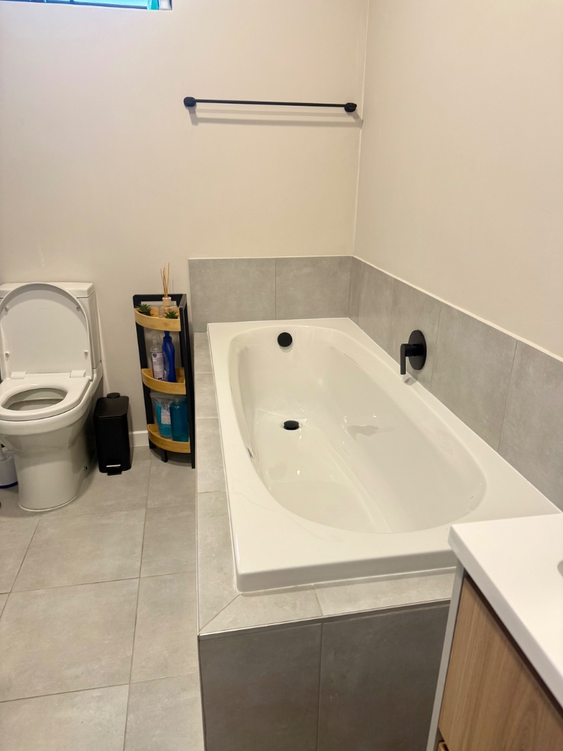 To Let 1 Bedroom Property for Rent in Bryanston Gauteng