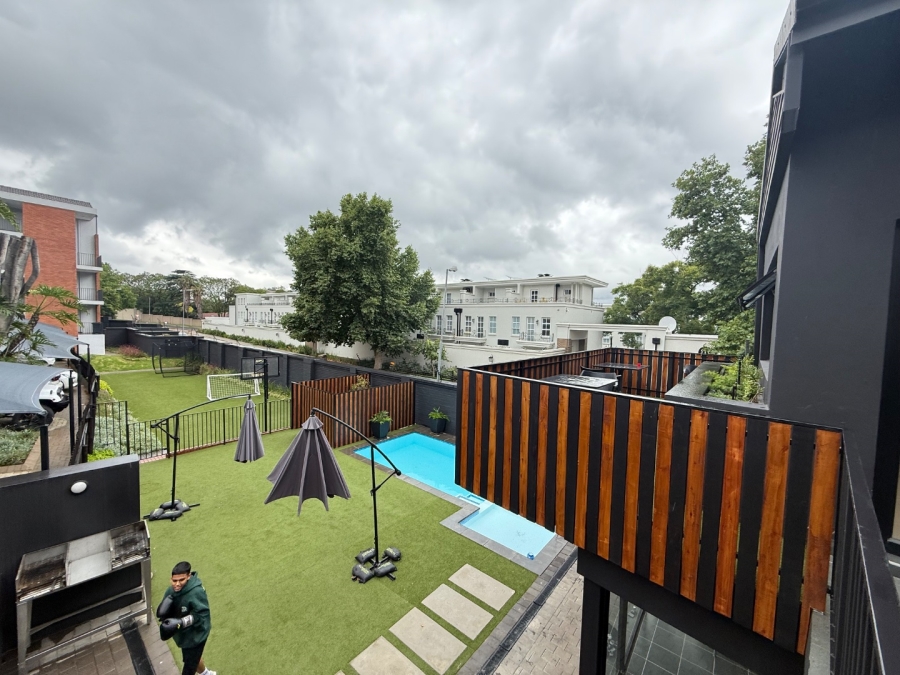 To Let 1 Bedroom Property for Rent in Bryanston Gauteng