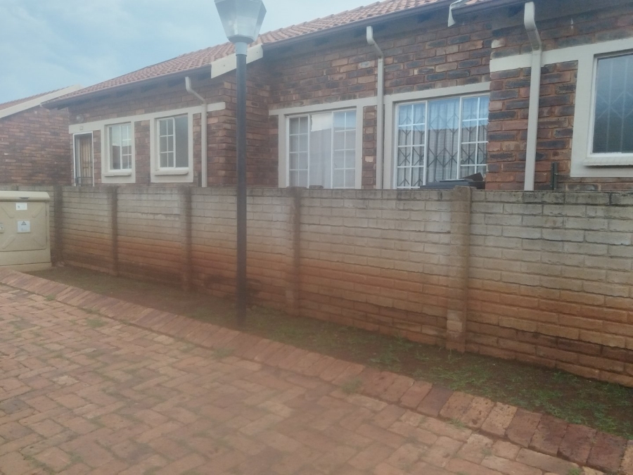 To Let 3 Bedroom Property for Rent in The Orchards Gauteng