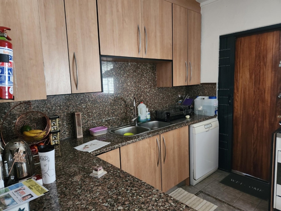 3 Bedroom Property for Sale in Clubview Gauteng