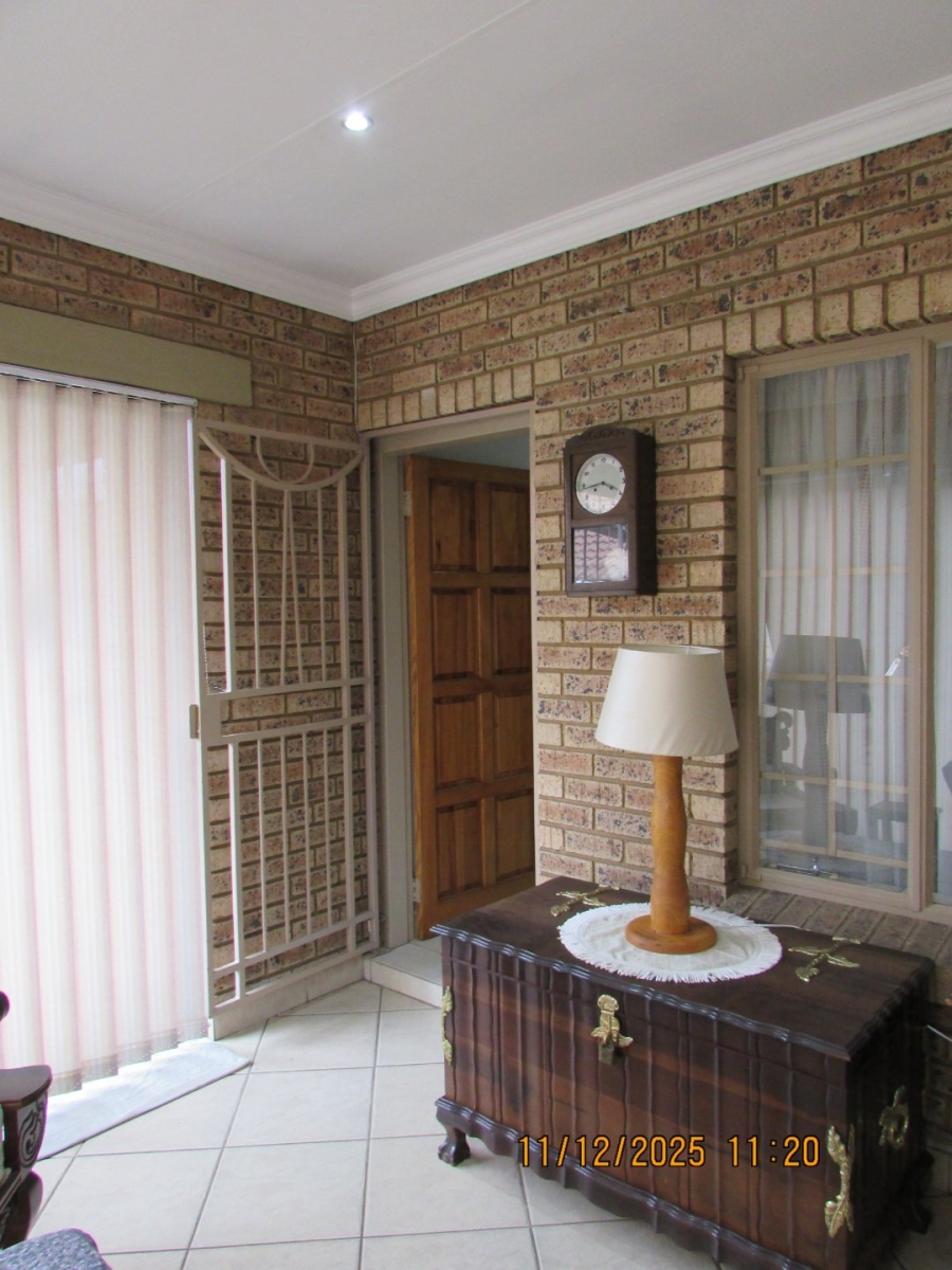 2 Bedroom Property for Sale in Erasmus Gauteng