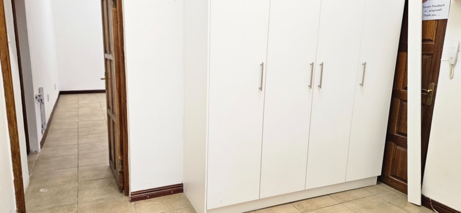 1 Bedroom Property for Sale in Moret Gauteng