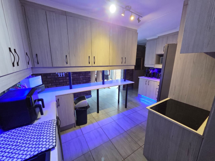 3 Bedroom Property for Sale in Doornpoort Gauteng