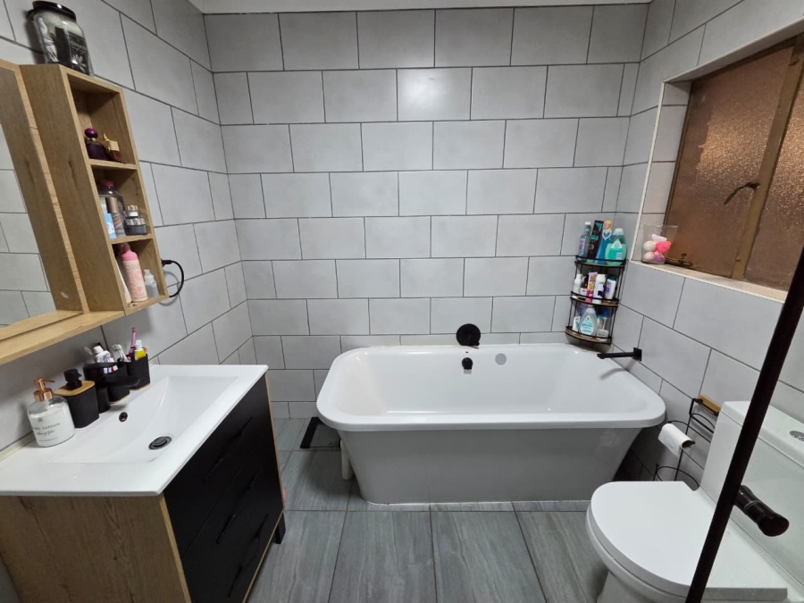 3 Bedroom Property for Sale in Doornpoort Gauteng