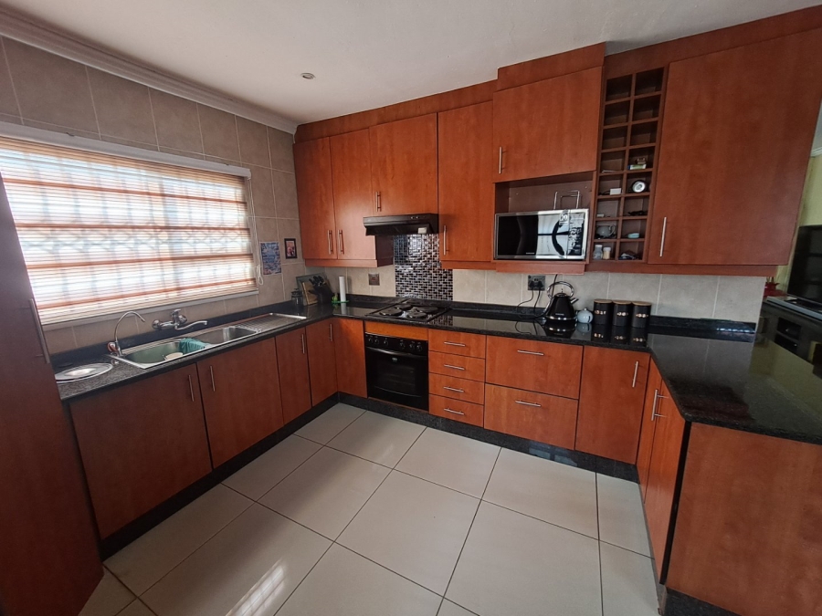 3 Bedroom Property for Sale in Ormonde View Gauteng