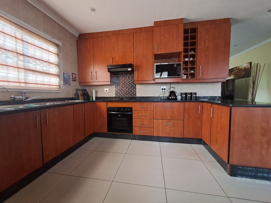 3 Bedroom Property for Sale in Ormonde View Gauteng