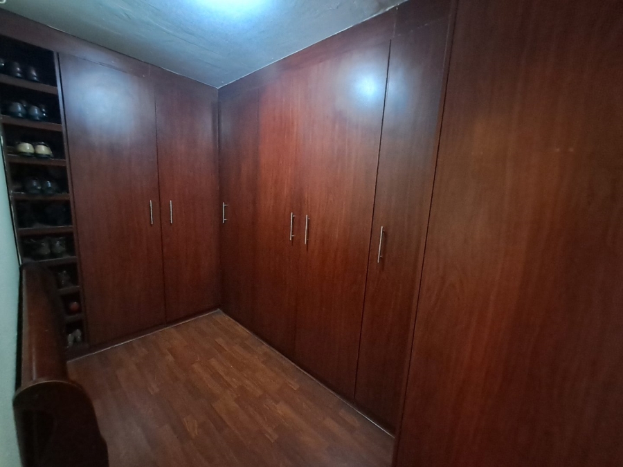 3 Bedroom Property for Sale in Ormonde View Gauteng