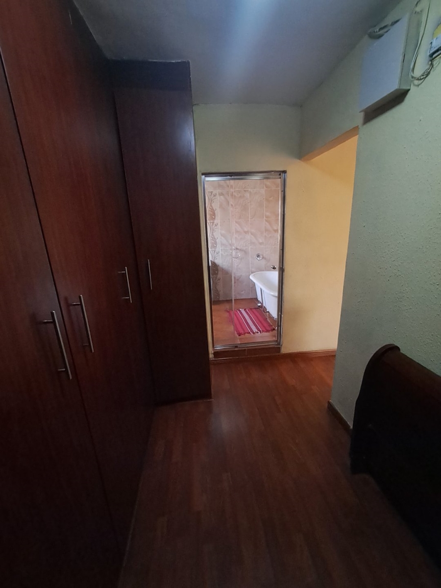 3 Bedroom Property for Sale in Ormonde View Gauteng