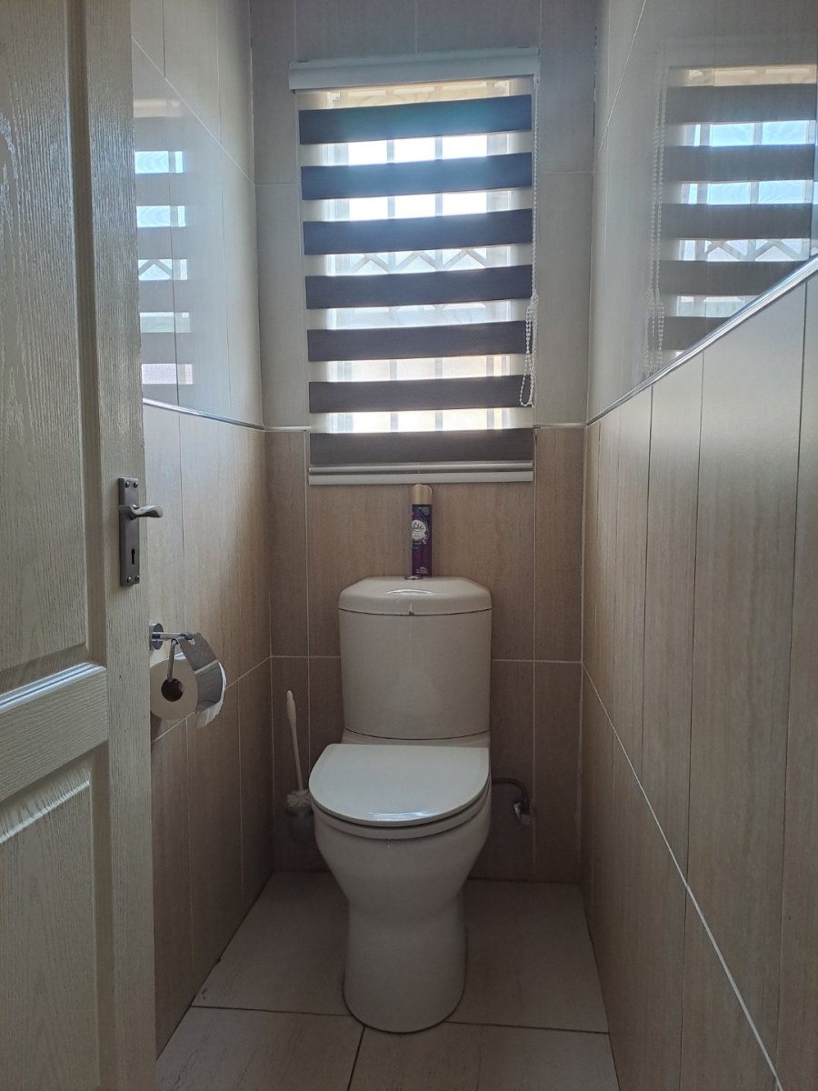 3 Bedroom Property for Sale in Ormonde View Gauteng