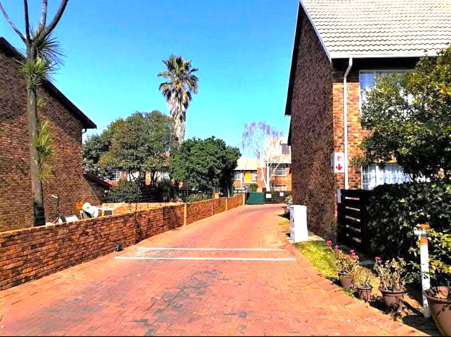 2 Bedroom Property for Sale in Impala Park Gauteng