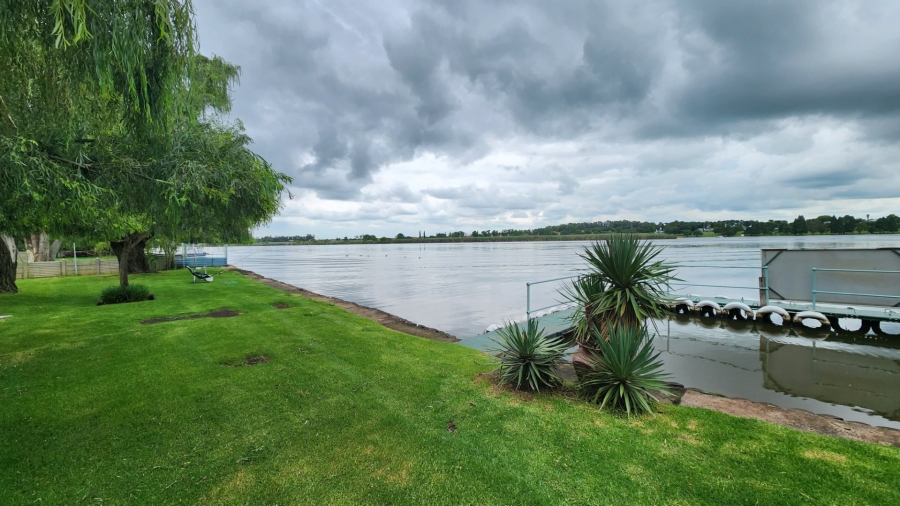 Commercial Property for Sale in Kaalplaats West Gauteng