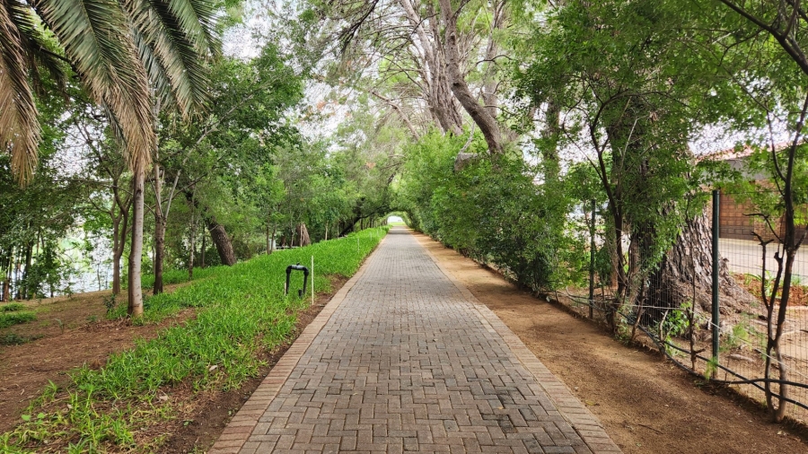 Commercial Property for Sale in Kaalplaats West Gauteng