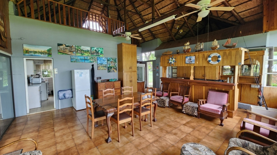 Commercial Property for Sale in Kaalplaats West Gauteng