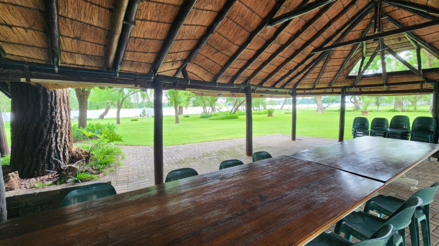 Commercial Property for Sale in Kaalplaats West Gauteng