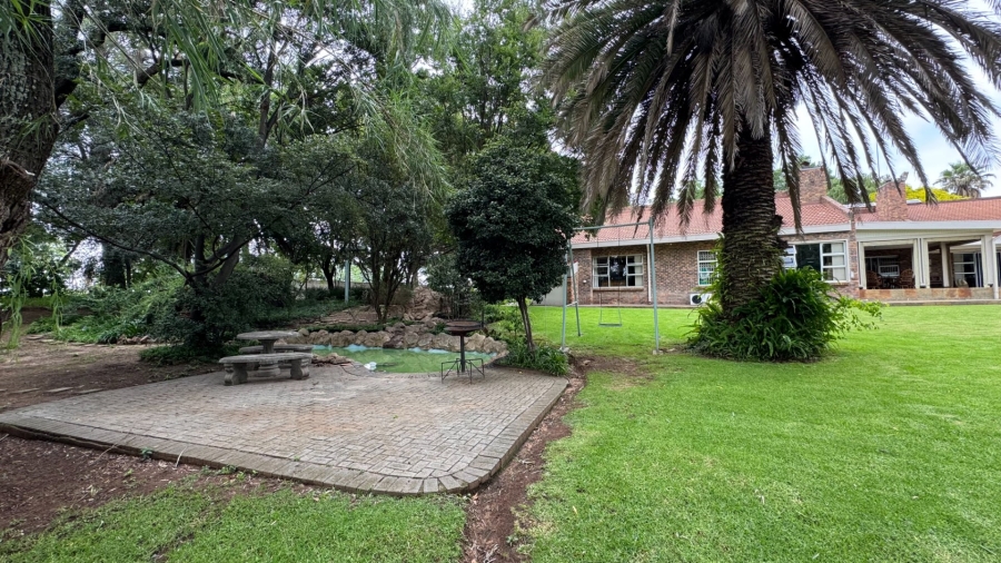 Commercial Property for Sale in Kaalplaats West Gauteng
