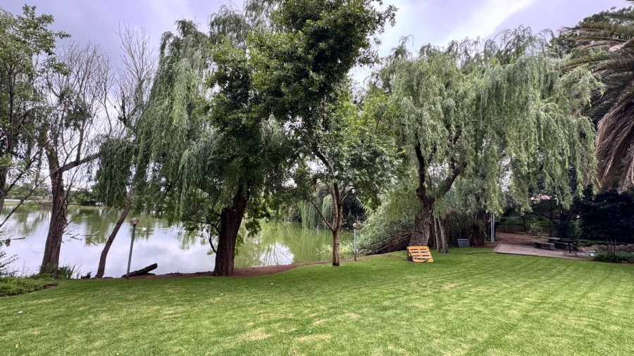 Commercial Property for Sale in Kaalplaats West Gauteng