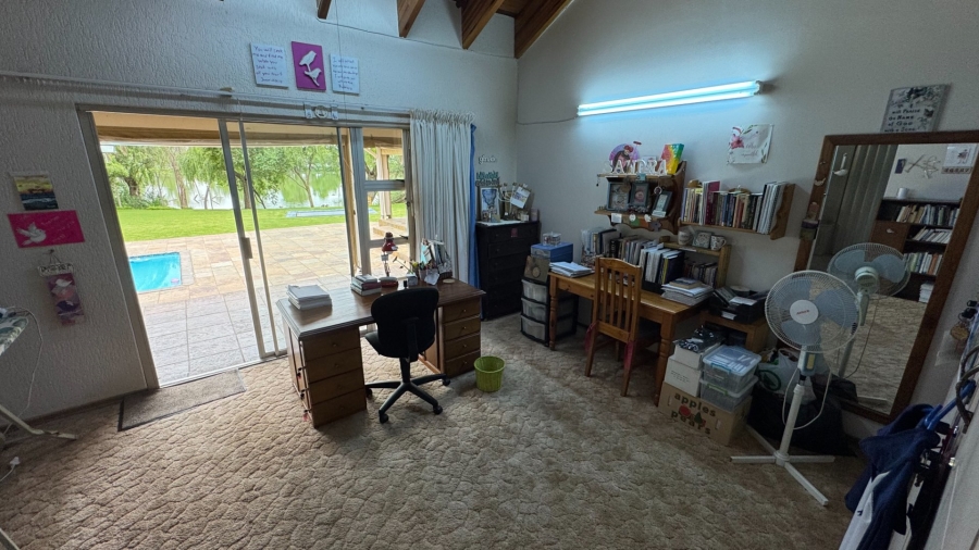 Commercial Property for Sale in Kaalplaats West Gauteng