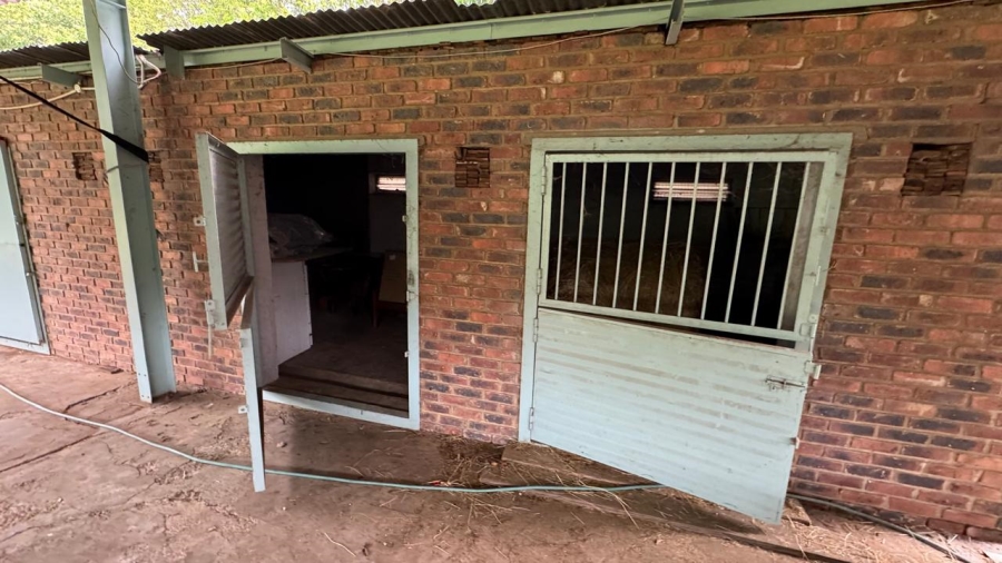 Commercial Property for Sale in Kaalplaats West Gauteng