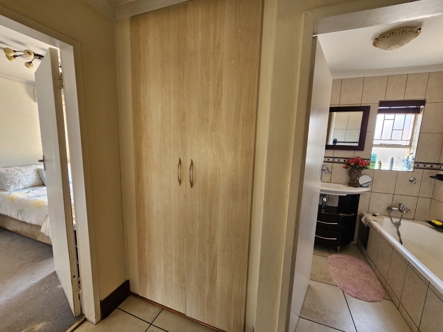 4 Bedroom Property for Sale in Montana Gauteng