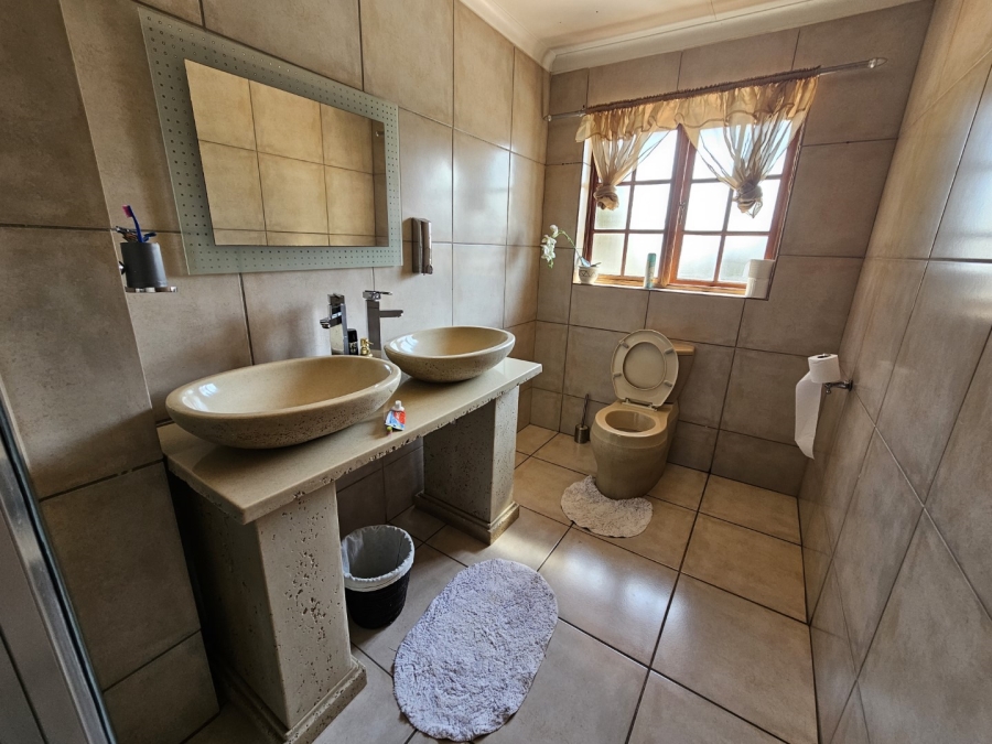 4 Bedroom Property for Sale in Montana Gauteng
