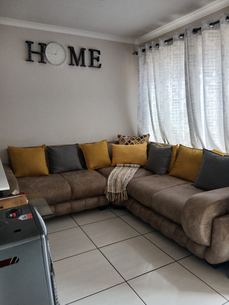 2 Bedroom Property for Sale in Hamberg Gauteng