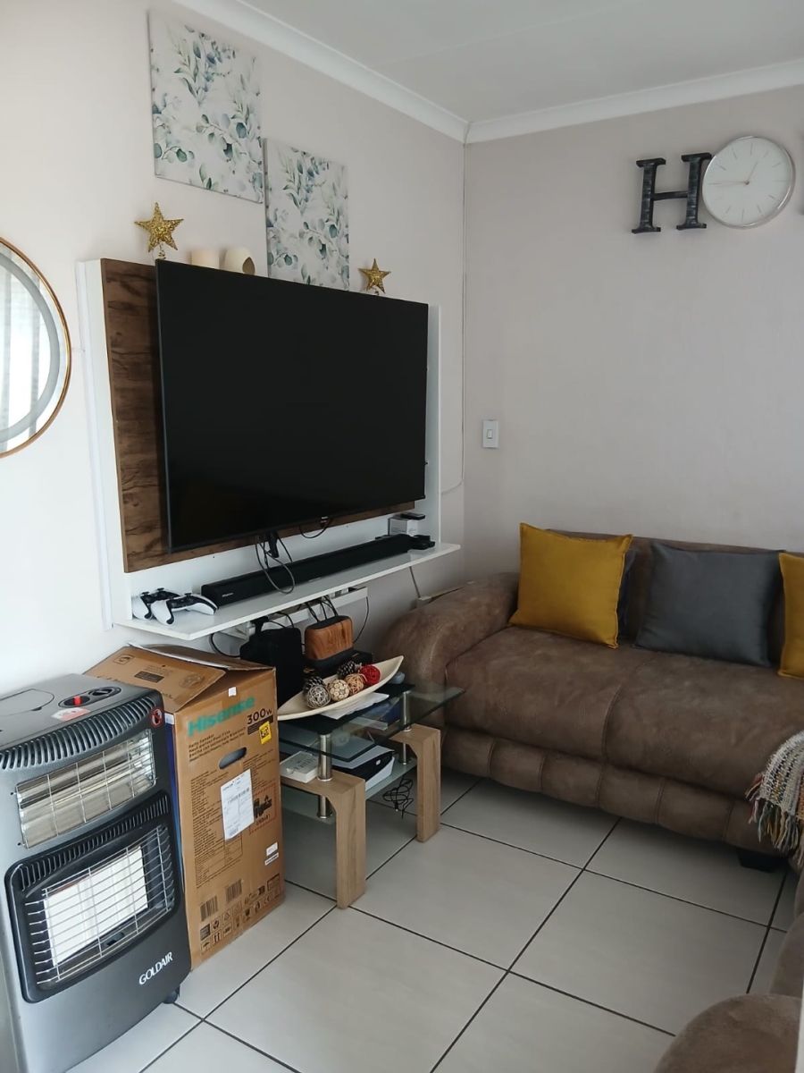 2 Bedroom Property for Sale in Hamberg Gauteng