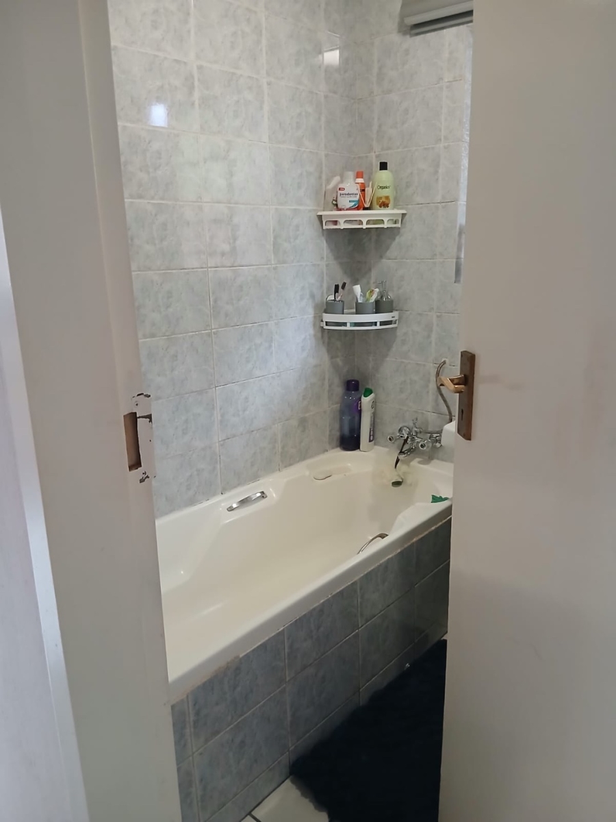 2 Bedroom Property for Sale in Hamberg Gauteng