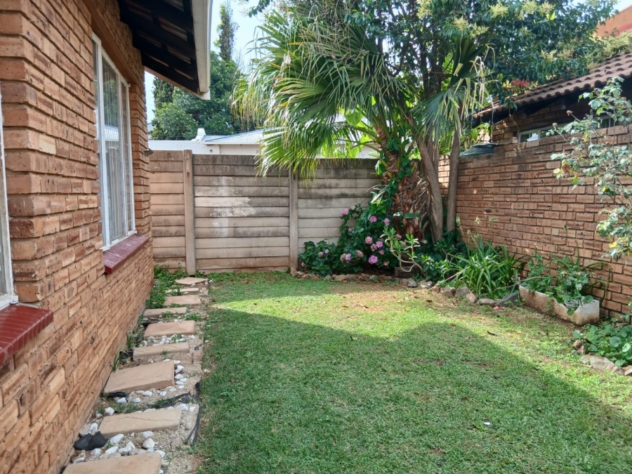 2 Bedroom Property for Sale in Hamberg Gauteng