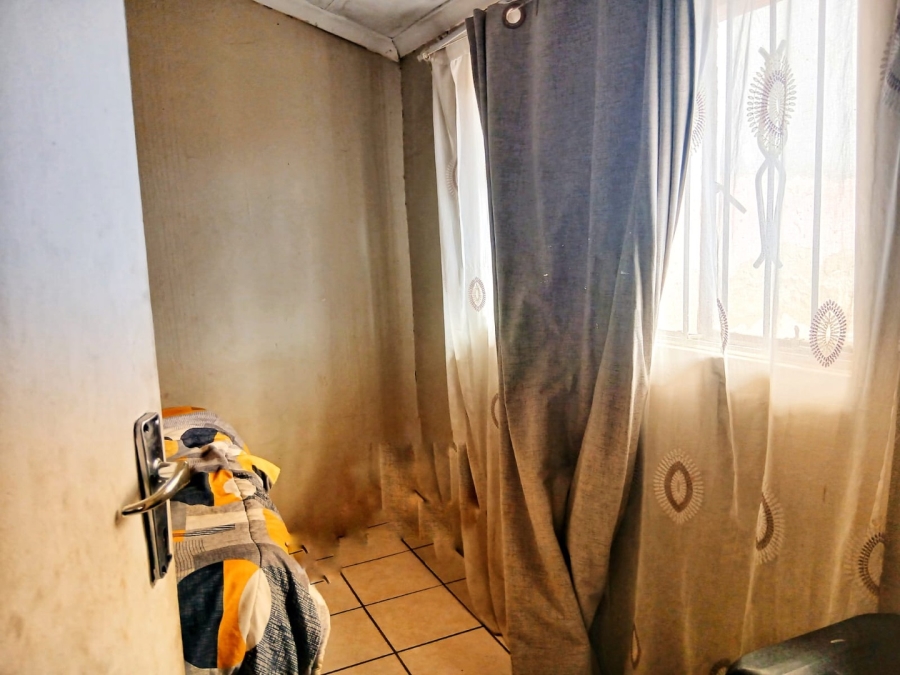 2 Bedroom Property for Sale in Naledi Gauteng
