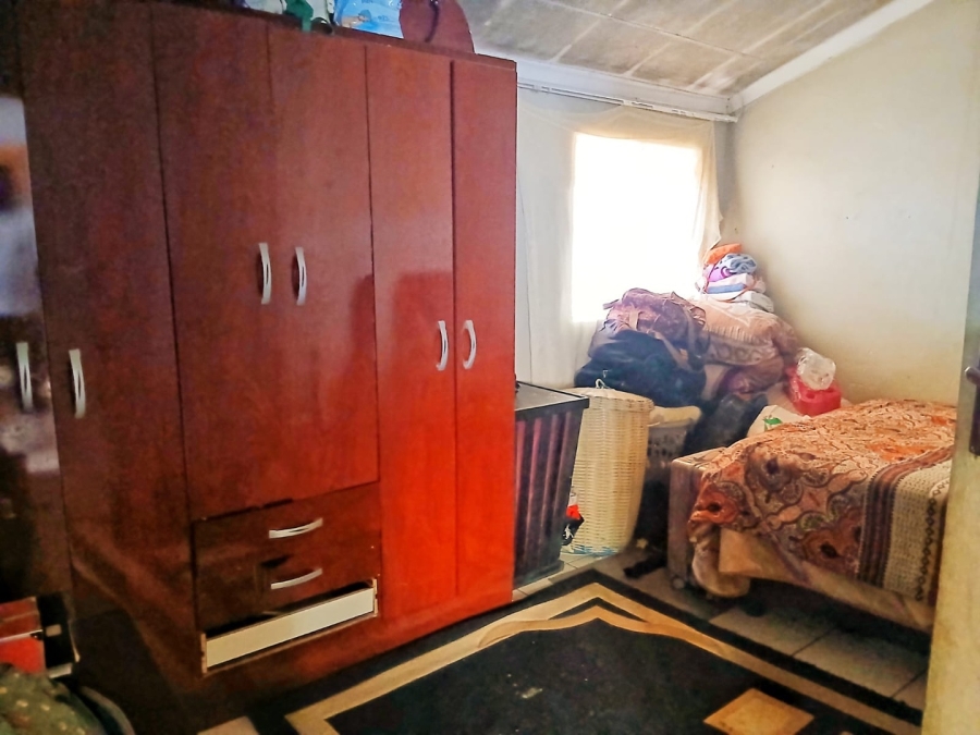 2 Bedroom Property for Sale in Naledi Gauteng