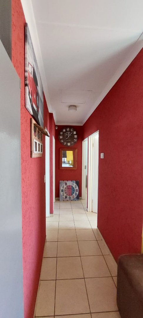 3 Bedroom Property for Sale in The Orchards Gauteng