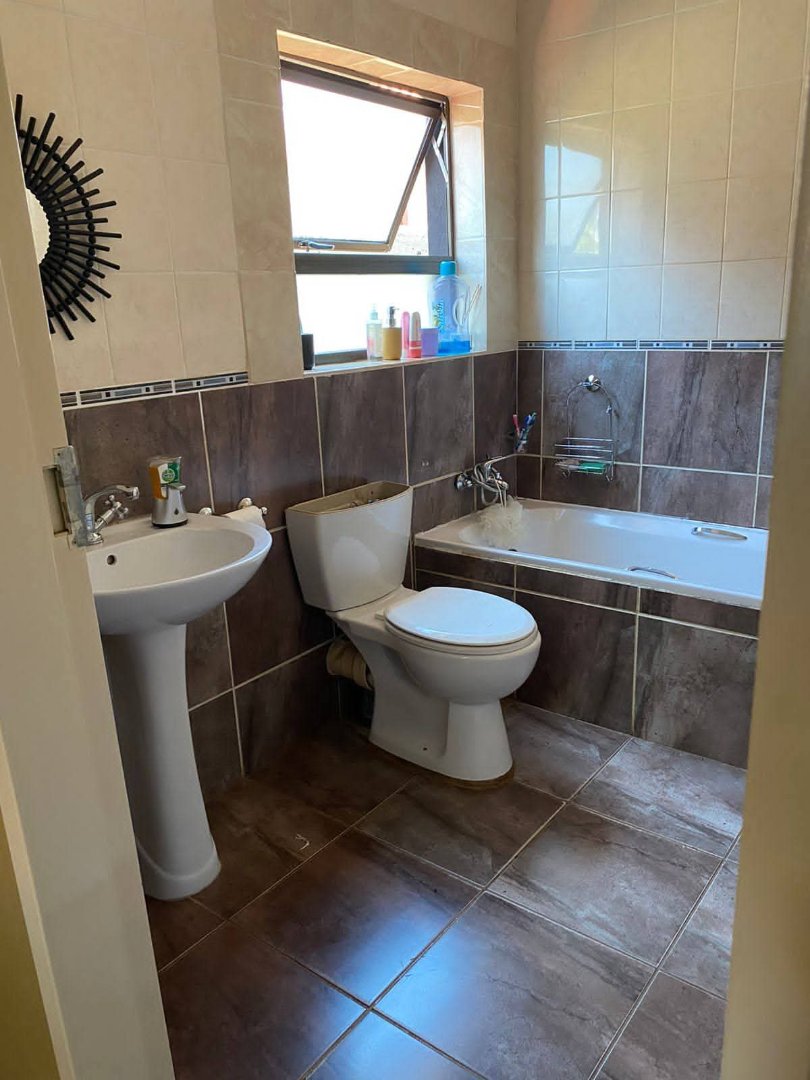 3 Bedroom Property for Sale in The Orchards Gauteng